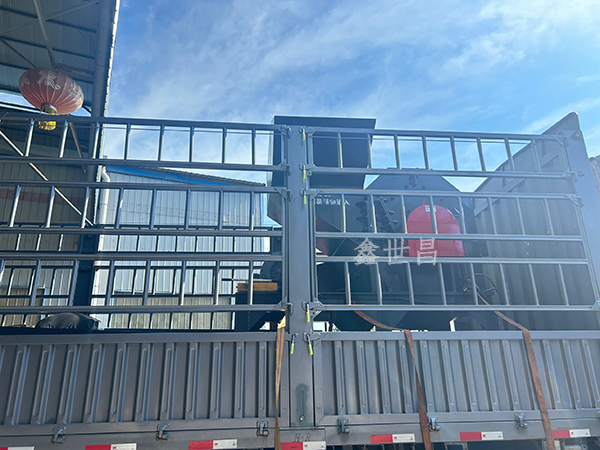 800型破碎機發(fā)貨