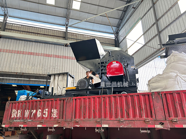 1000型金屬破碎機(jī)發(fā)往浙江