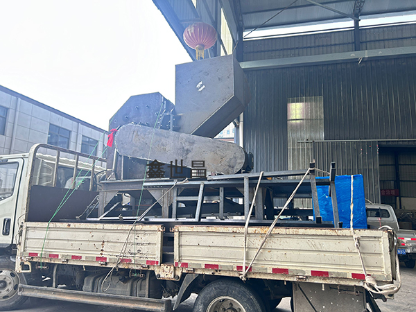 600型破碎機(jī)